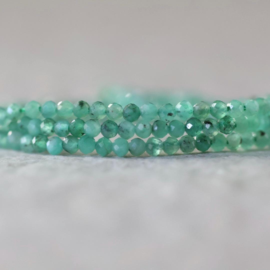 2.5mm AAA Emerald Faceted Beads Round Natural Raw Emerald Genuine Gemstone DIY Jewelry Making Spplies