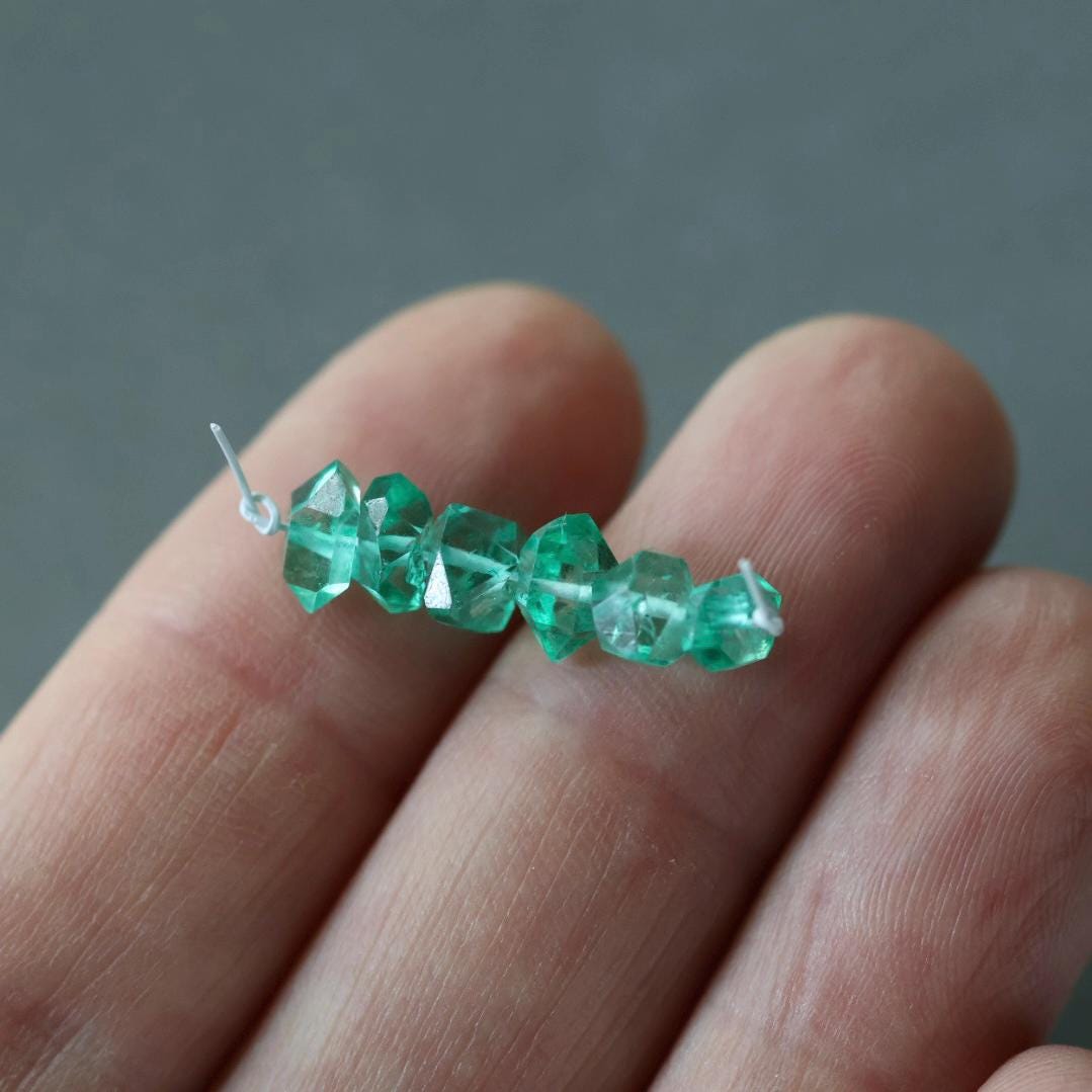 5-7mm Green Herkimer Diamond Beads - Round Natural Gemstone 6 Pcs