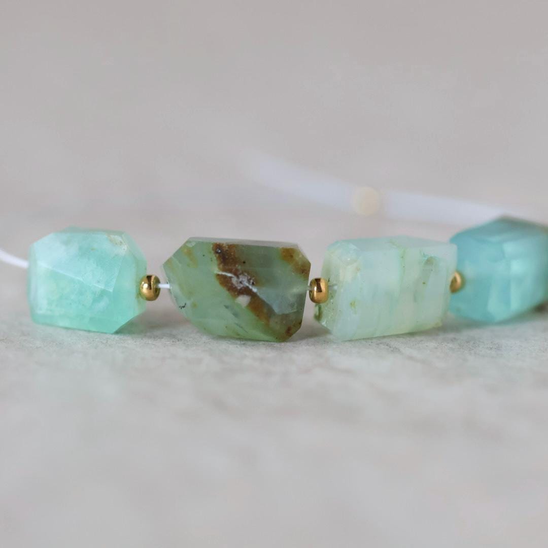 Peruvian Green Opal Nugget Beads Freeform Chunks 4 Pcs Opal Genuine Gemstone Beads Natural Opal for Jewelry Making Beading Craft Gift Beads