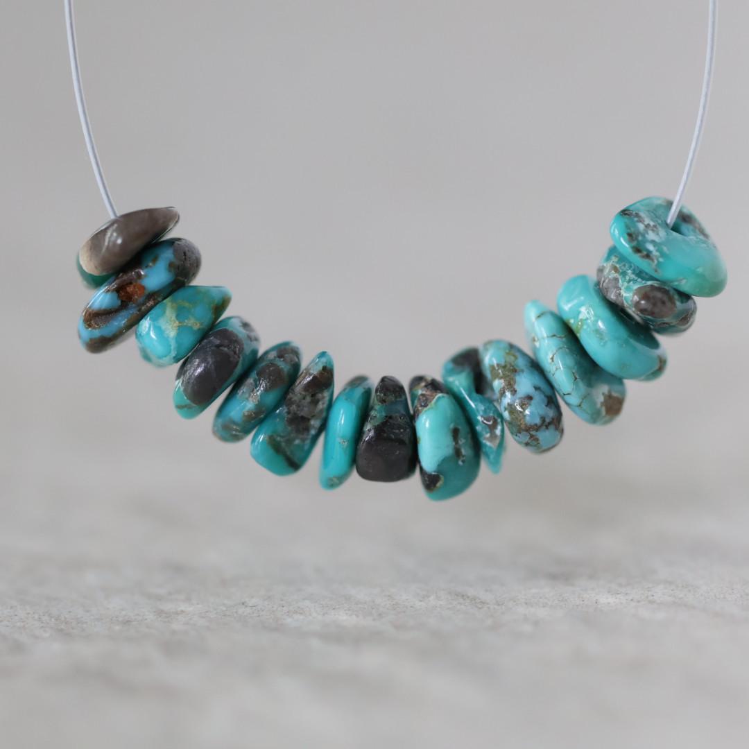 Rare AAA Carico Lake Turquoise Chip Beads Nuggets Smooth 4-6mm 15 PCs Nevada Turquoise Gemstone Beads DIY Jewelry Making