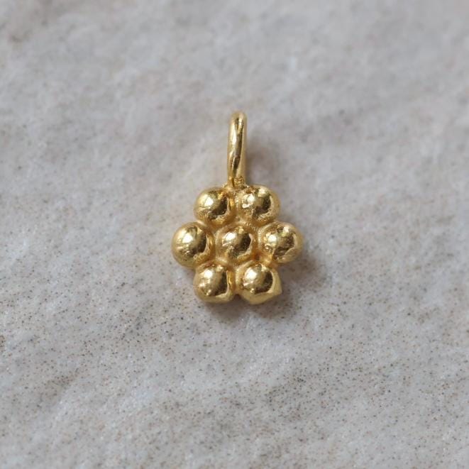 Tiny 5mm 22k Gold Vermeil Flower Charm Daisy Pendant 1 Piece for DIY Jewelry Making