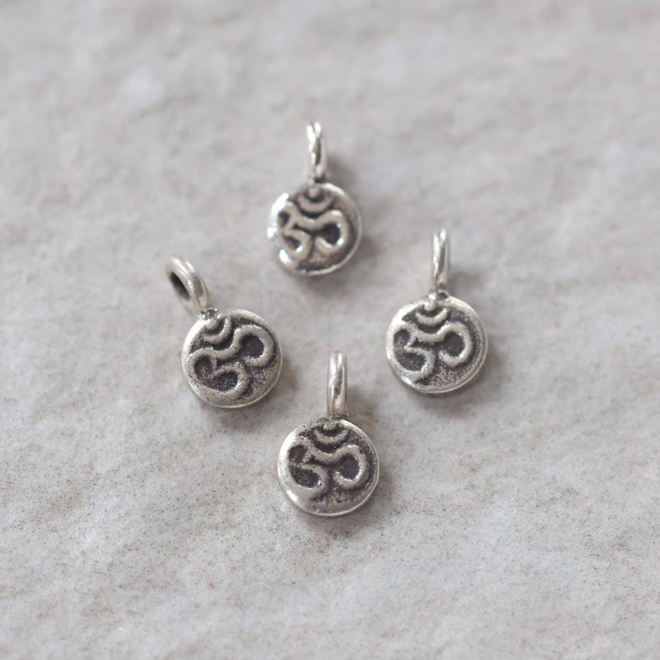 Tiny Thai Karen Hill Silver Ohm Charm Om Fine Silver Pendant 6mm 1 Piece for DIY Jewelry Making Earrings Pendant