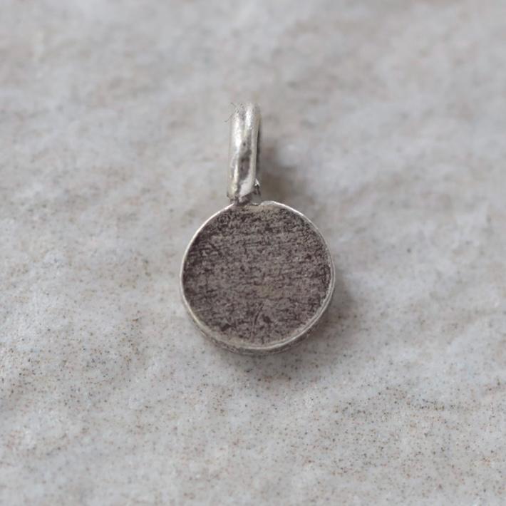 Tiny Thai Karen Hill Silver Ohm Charm Om Fine Silver Pendant 6mm 1 Piece for DIY Jewelry Making Earrings Pendant