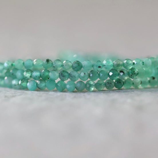 2.5mm AAA Emerald Faceted Beads Round Natural Raw Emerald Genuine Gemstone DIY Jewelry Making Spplies