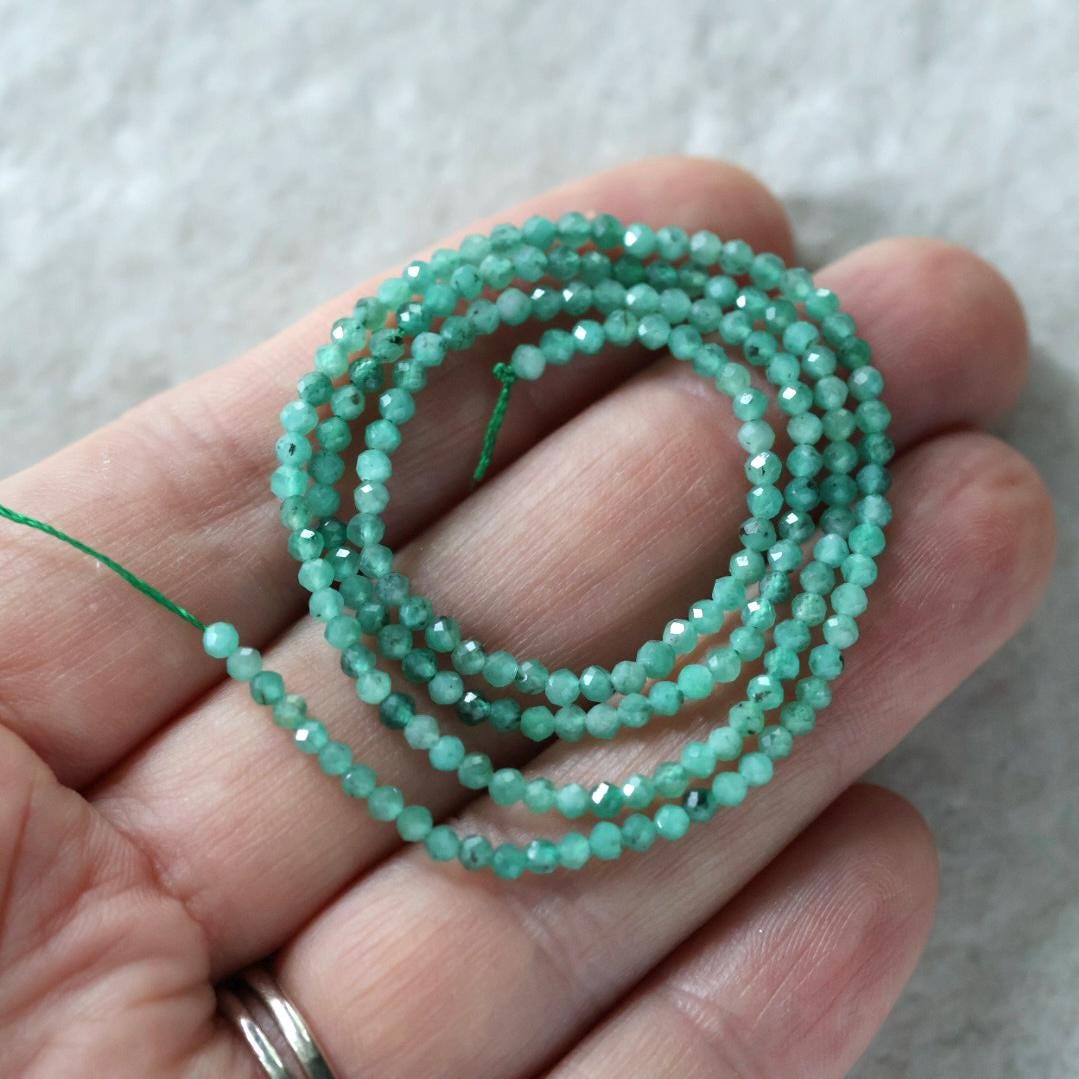 2.5mm AAA Emerald Faceted Beads Round Natural Raw Emerald Genuine Gemstone DIY Jewelry Making Spplies