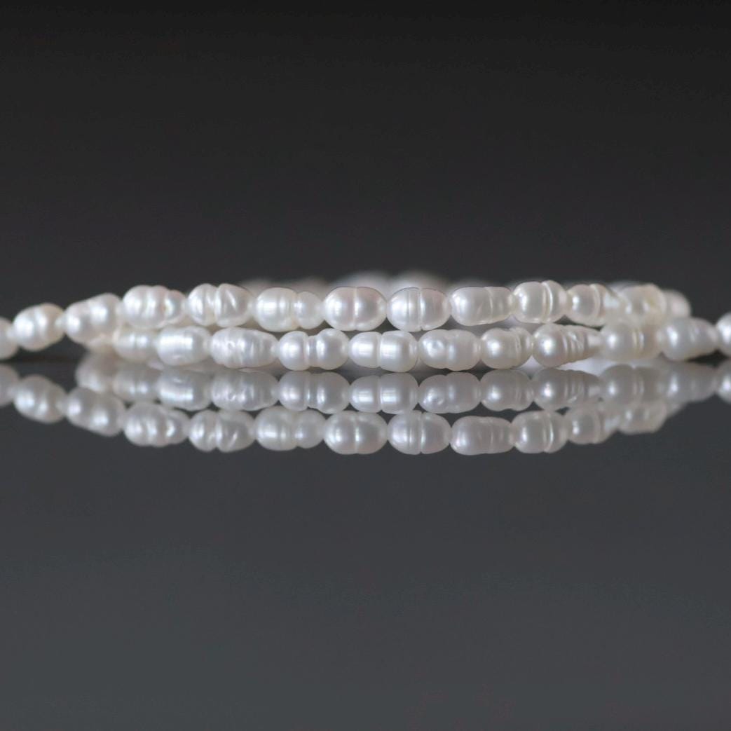 2.5mm Freshwater Pearl Beads - Tiny Rice Natural Pearl 13" Strand