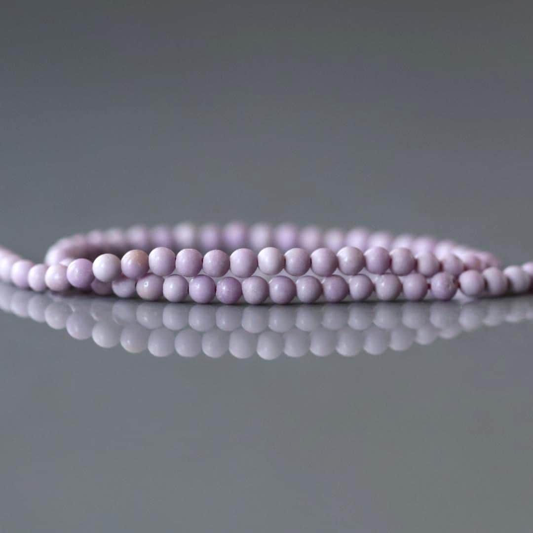 2mm Light Phosphosiderite Beads – Tiny Smooth Round Natural Gemstone 15" Strand