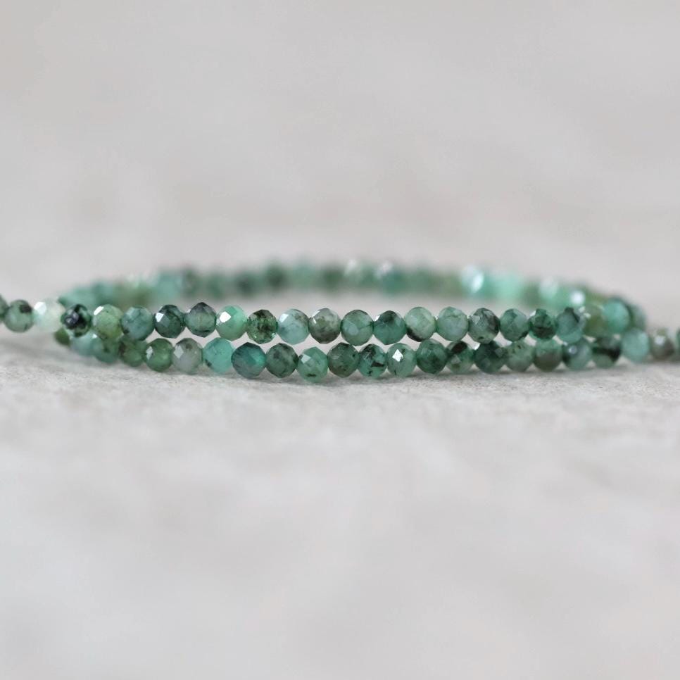 2mm Natural Emerald Beads Faceted Round 15” Raw Emerald Gemstone For FIY Jewelry Making Supplies Beading