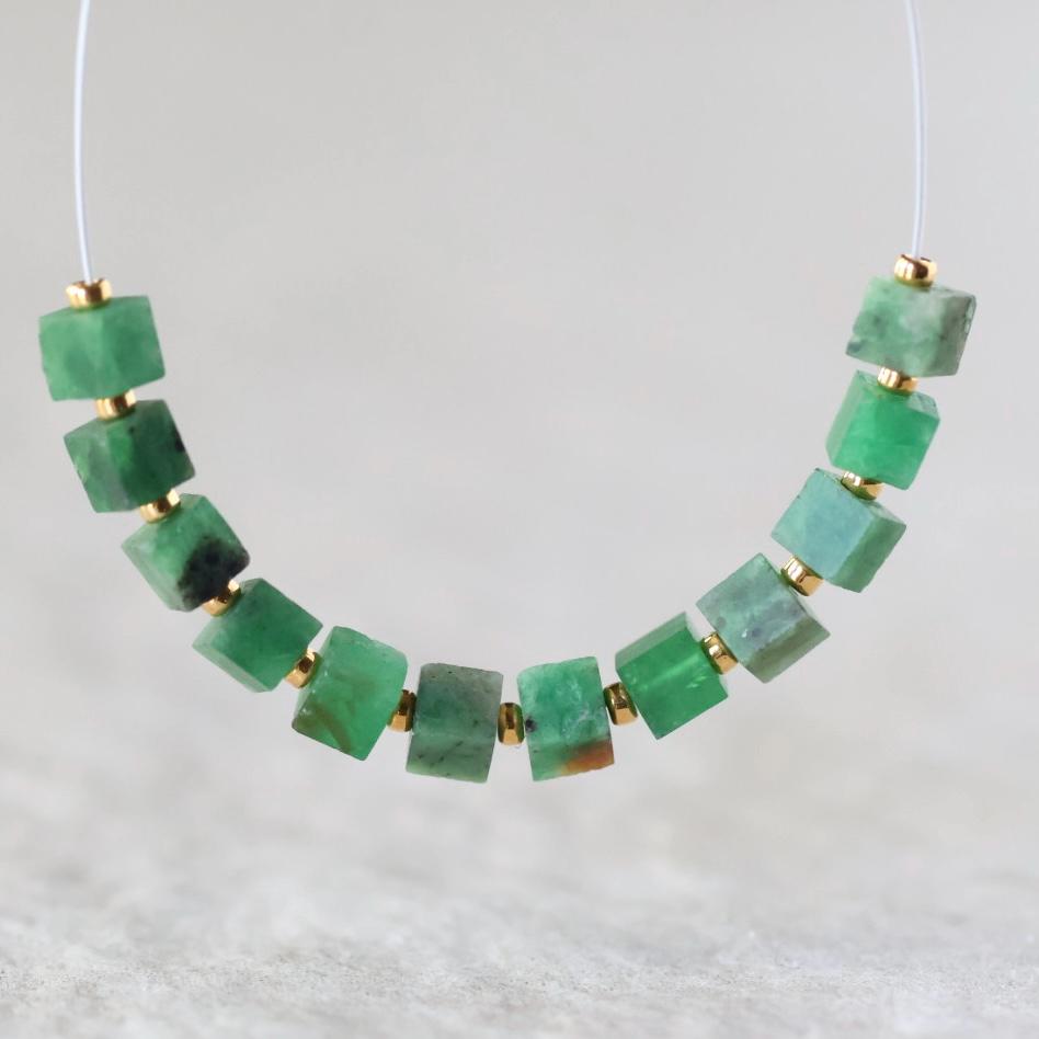 3mm Raw Tsavorite Garnet Cube Beads – Micro Gemstone - 14 pcs