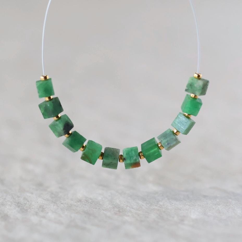 3mm Raw Tsavorite Garnet Cube Beads – Micro Gemstone - 14 pcs