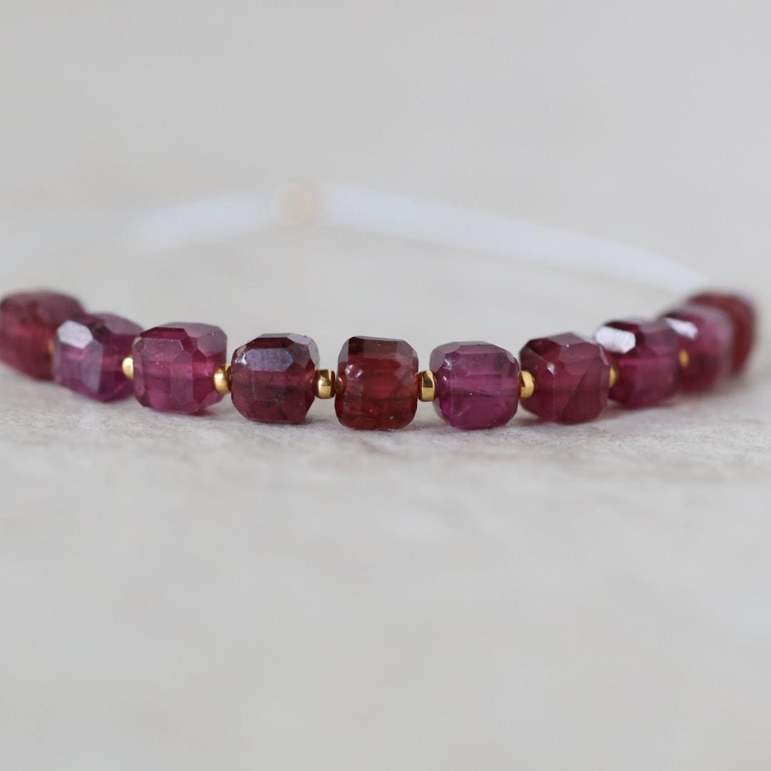 4.5mm Berry Garnet Cube Beads Faceted Natural Rhodolite Garnet Gemstone Beads for DIY Jewelry Making