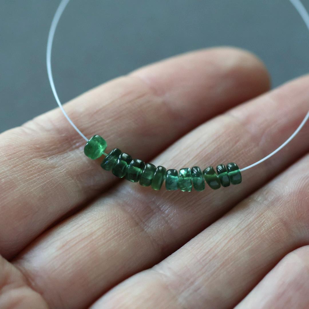 4mm Chrome Green Apatite Beads - Smooth Rondelle Natural Gemstone 12 Pcs