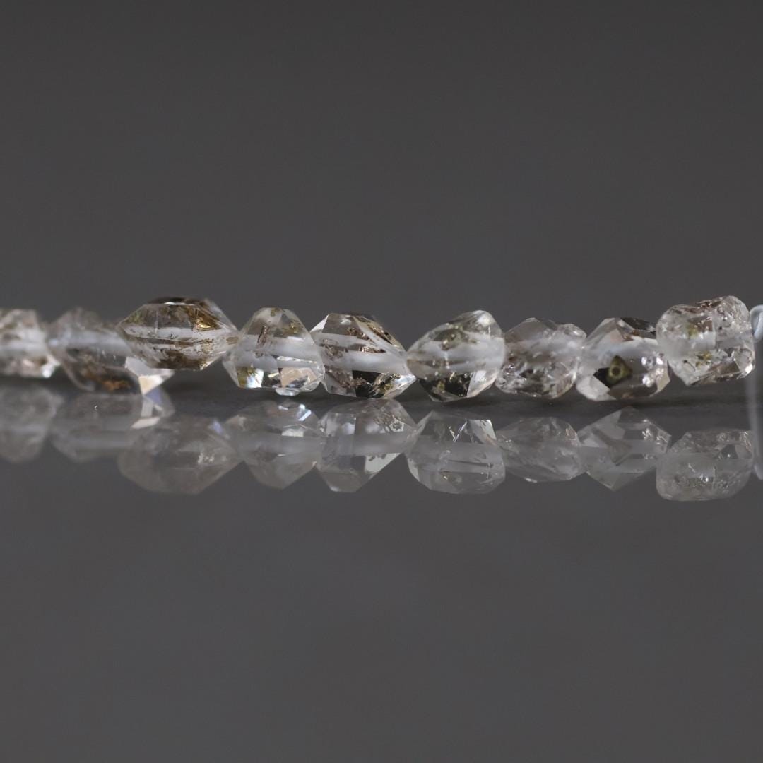 4mm Petroleum Quartz Beads - Nugget Natural Gemstone 10 Pcs