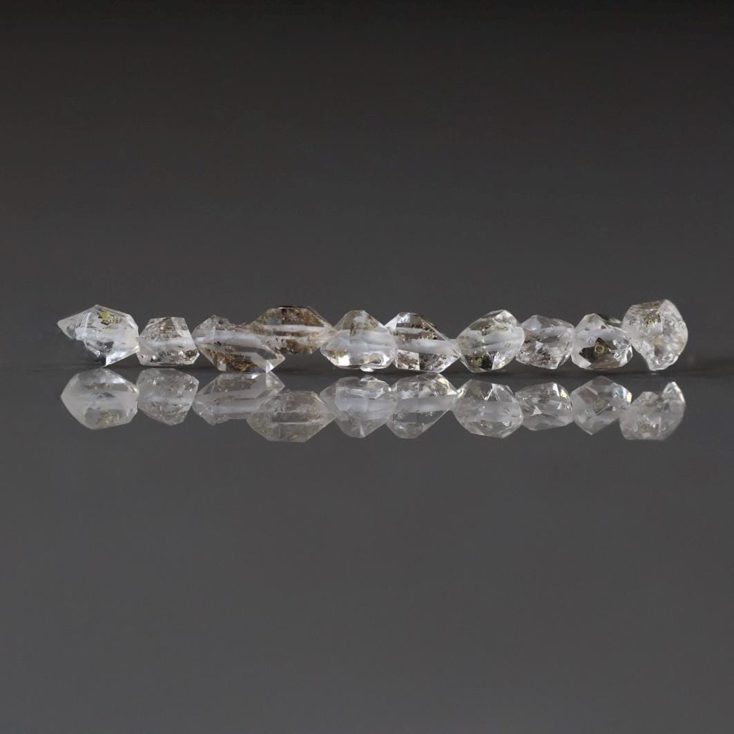 4mm Petroleum Quartz Beads - Nugget Natural Gemstone 10 Pcs