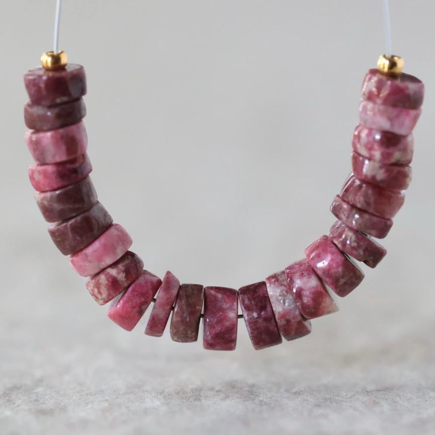 5.5mm Norwegian Thulite Beads – Natural Tyre Heishi Gemstone 3" Strand