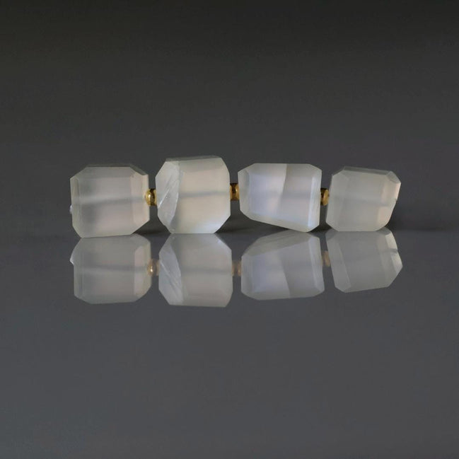 7mm 8mm AAA Ceylon White Moonstone Beads Nuggets Chunks 4 Pcs Gemstone Beads for Silk Knotting Jewelry Making DIY Necklace Earrings