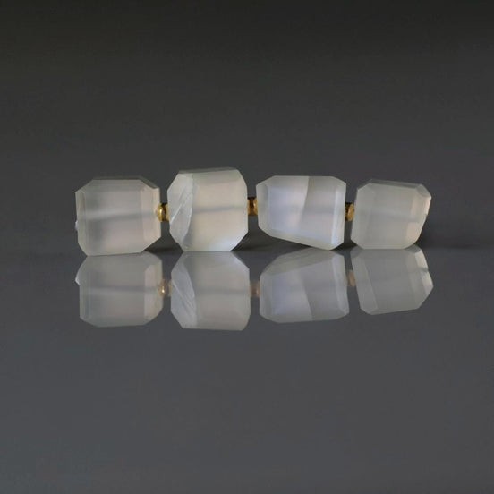 7mm 8mm AAA Ceylon White Moonstone Beads Nuggets Chunks 4 Pcs Gemstone Beads for Silk Knotting Jewelry Making DIY Necklace Earrings