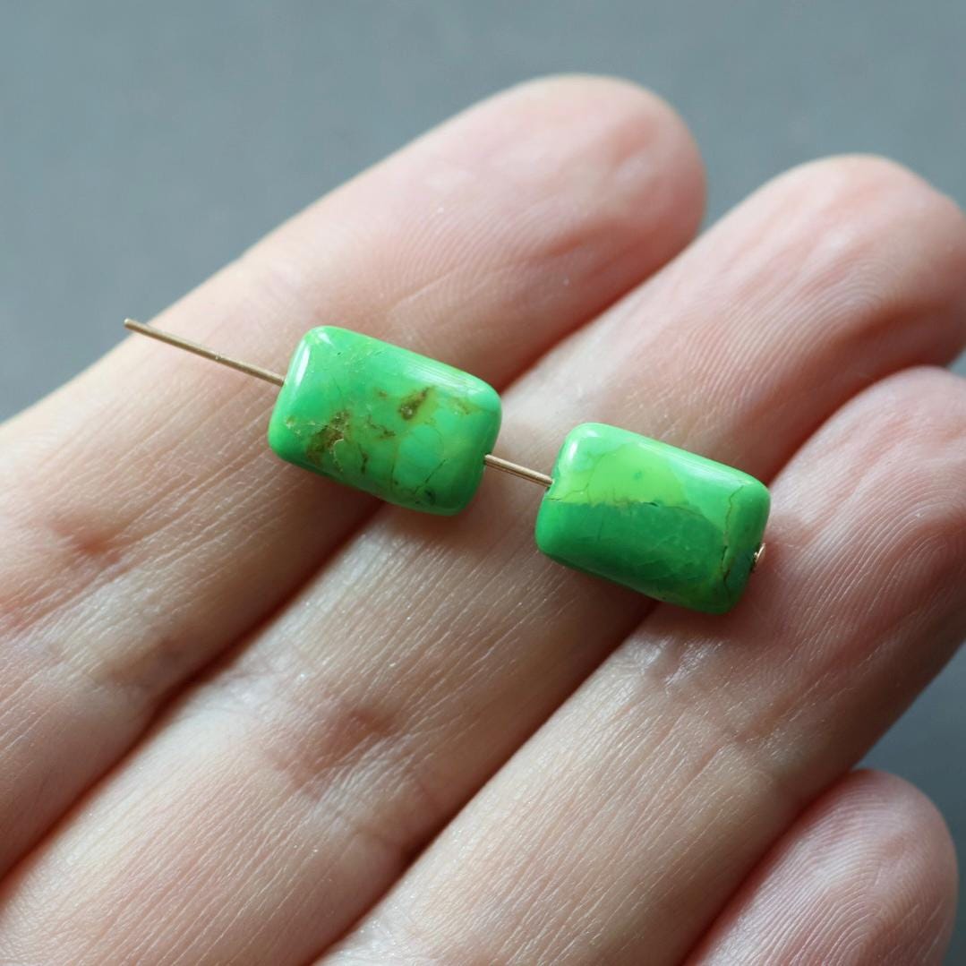 8×12mm Green Arizona Turquoise Flat Beads – Natural Gemstone - 2 pcs