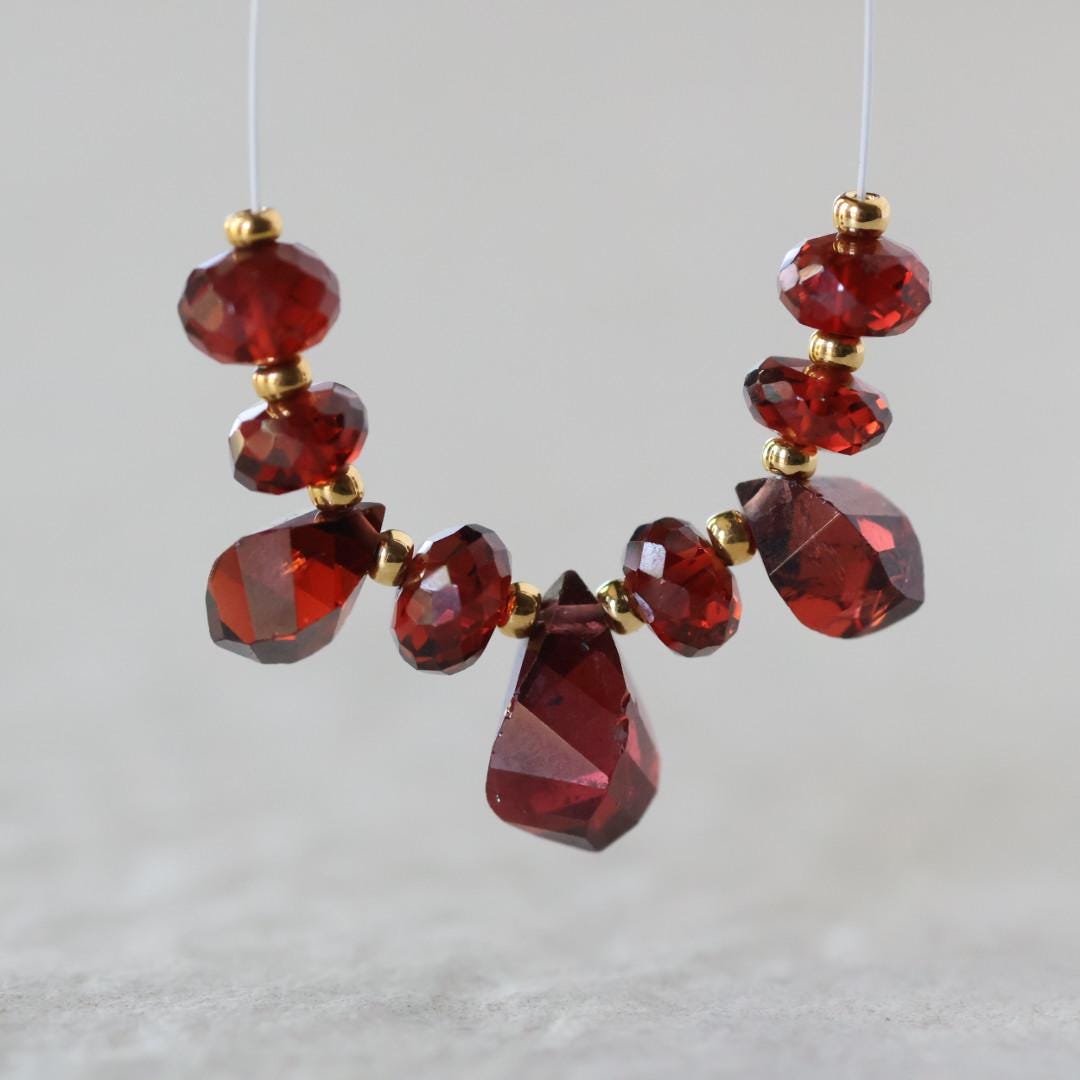 AAA Mozambique Garnet Beads Twisted Briolette Teardrop Faceted Rondelle Natural Gemstone for DIY Jewelry Making