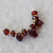 AAA Mozambique Garnet Beads Twisted Briolette Teardrop Faceted Rondelle Natural Gemstone for DIY Jewelry Making