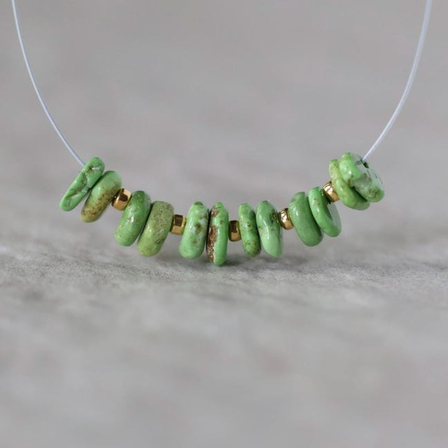 Rare Canada Gaspeite Chip Beads Nuggets Smooth 4-5mm 12 PCs Natural Green Gemstone Beads for DIY Jewelry Making Earrings Supplies
