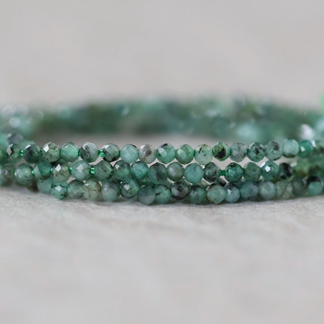 2mm Natural Emerald Beads Faceted Round 15” Raw Emerald Gemstone For FIY Jewelry Making Supplies Beading