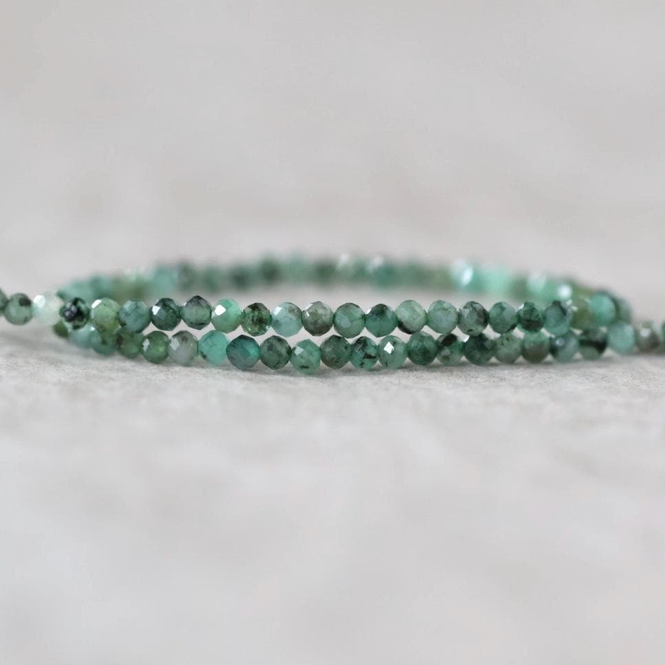 2mm Natural Emerald Beads Faceted Round 15” Raw Emerald Gemstone For FIY Jewelry Making Supplies Beading