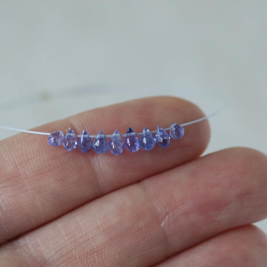 Tiny 3mm AAA Tanzanite Beads Smooth Drops Briolette 9 Pcs Natural Purple Gemstone for DIY Jewelry Making Necklace Earrings