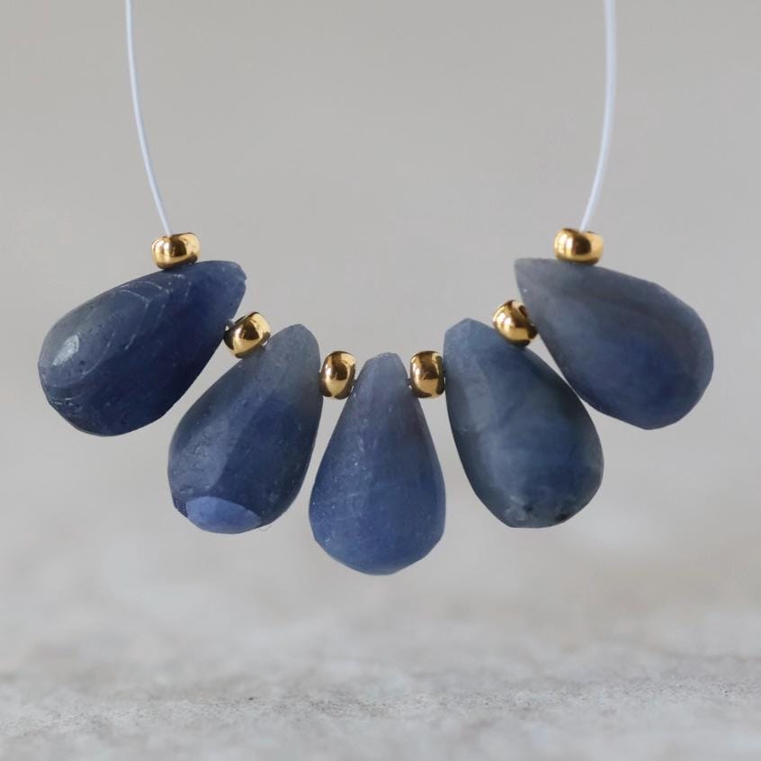 Natural Blue Sapphire Matte Briolette Beads Teardrops Drops 5x9mm 5 PCs Raw Sapphire Gemstone for DIY Jewelry Making