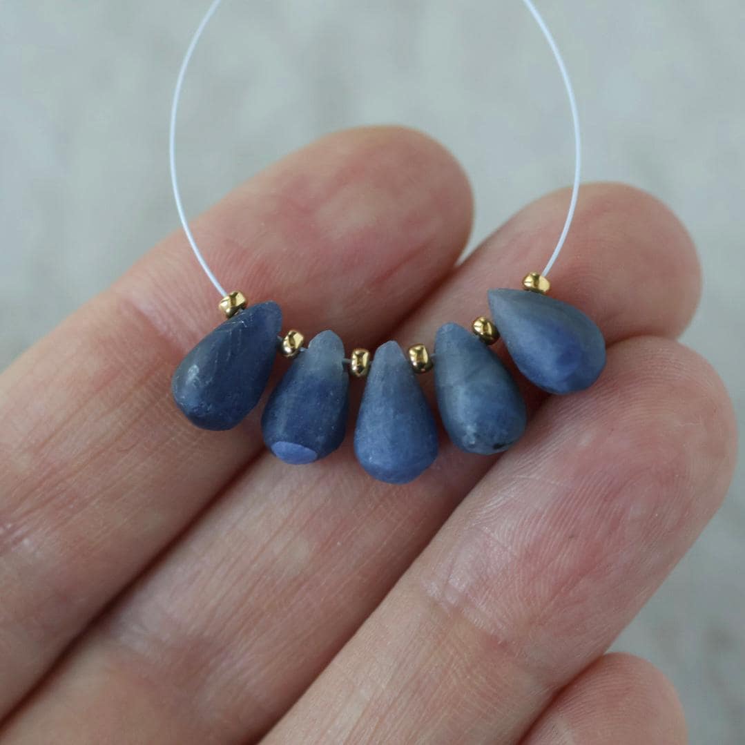 Natural Blue Sapphire Matte Briolette Beads Teardrops Drops 5x9mm 5 PCs Raw Sapphire Gemstone for DIY Jewelry Making