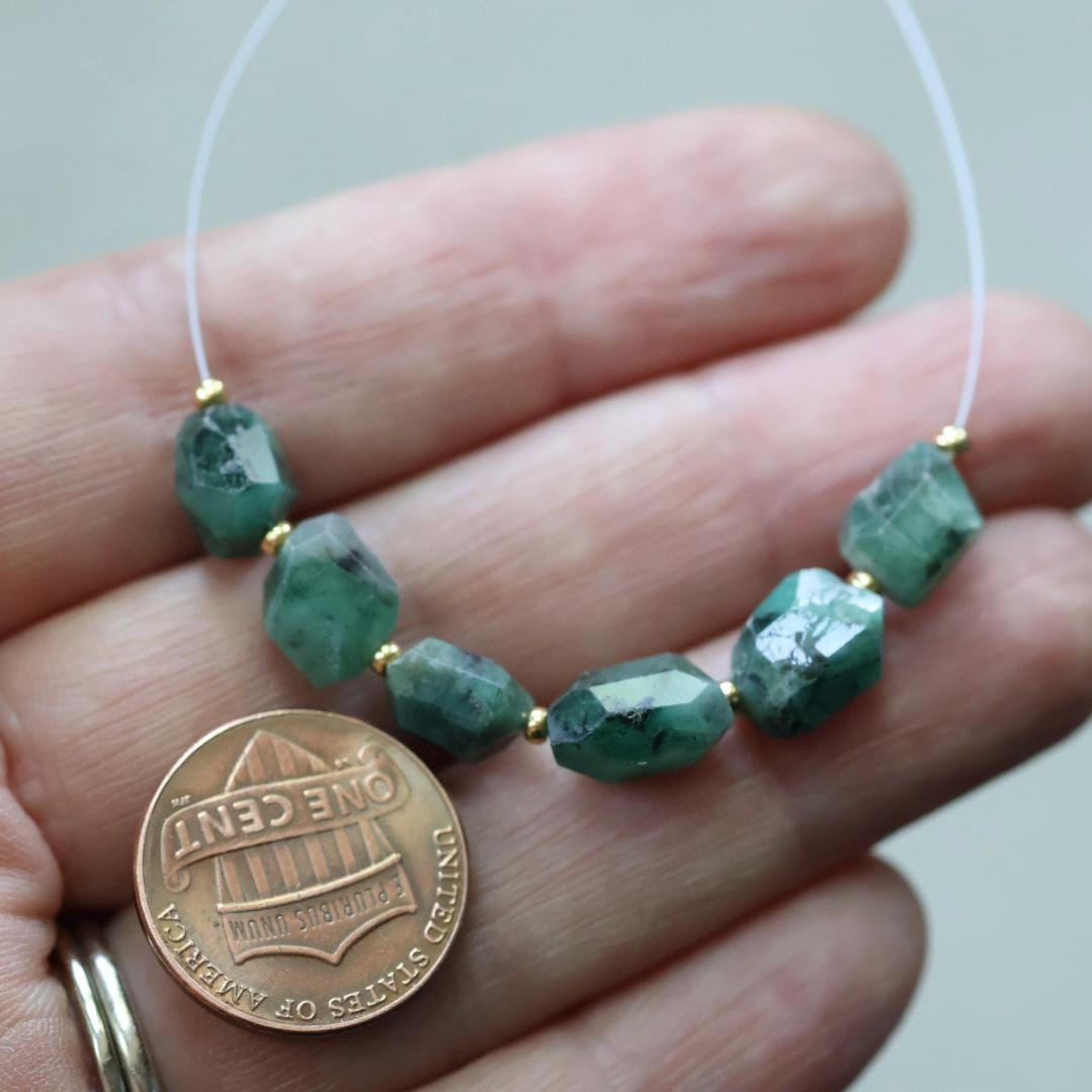 Natural Emerald Nugget Beads 6-9mm Raw Emerald Stones Chunks Gemstone Bead for DIY Jewelry Making