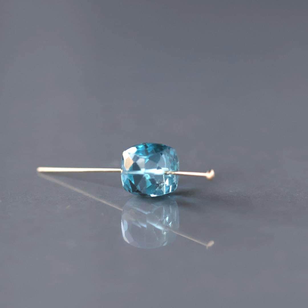 AAA London Blue Topaz Beads Cube Faceted Nuggets Transparent Sparkly Gemstone Beads for Jewelry Making Earrings Pendants December Birthstone