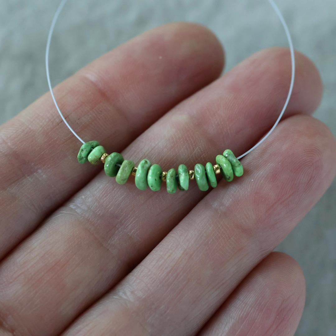 Rare Canada Gaspeite Chip Beads Nuggets Smooth 4-5mm 12 PCs Natural Green Gemstone Beads for DIY Jewelry Making Earrings Supplies